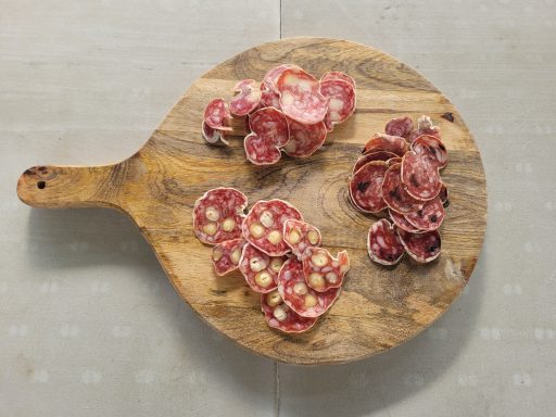 Saucisson saveurs : olives, parmesan, cèpes, noisettes, poivre vert, chèvre